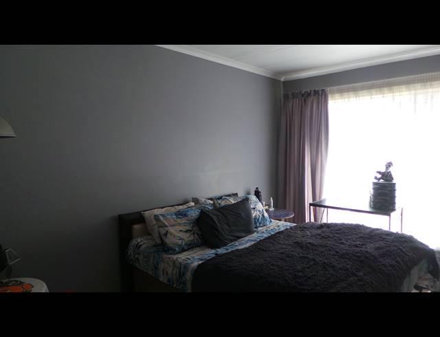 5 BEDROOM FREEHOLD FOR SALE IN DALPARK EXT 1
